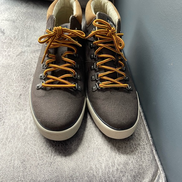 Sperry shoes - Picture 3 of 3